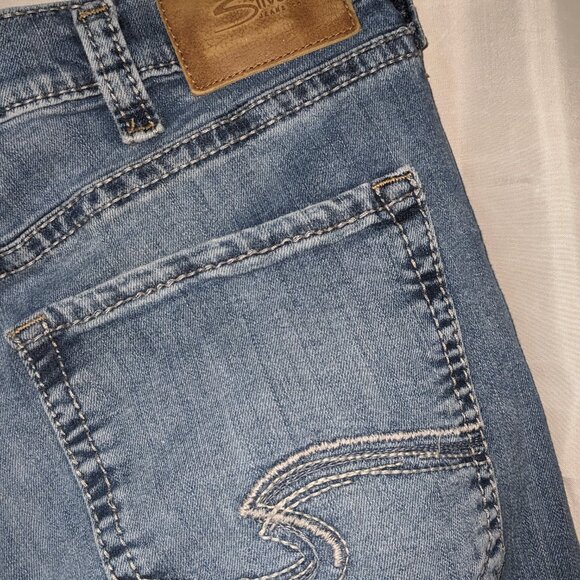 Zac - Picture 5 of 7